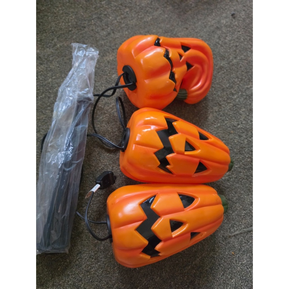 Nos Vtg  PUMPKIN LIGHT-UP LAWN STAKE set Halloween Yard Decoration Outdoor Path